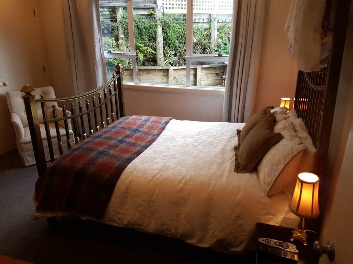 Hunua Accommodation - Atherstone Suite Buitenkant foto