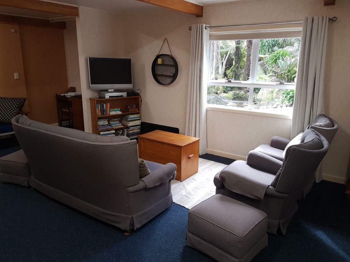 Hunua Accommodation - Atherstone Suite Buitenkant foto